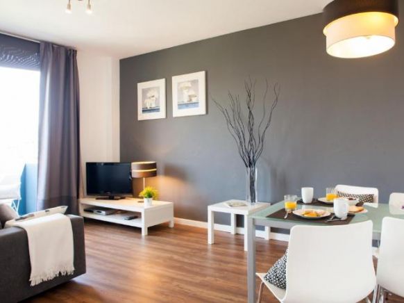 Feelathome Poblenou Beach Apartments, Барселона