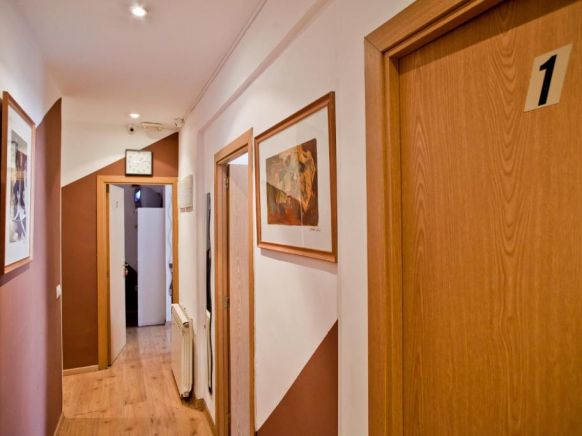 Hostal La Casa de La Plaza