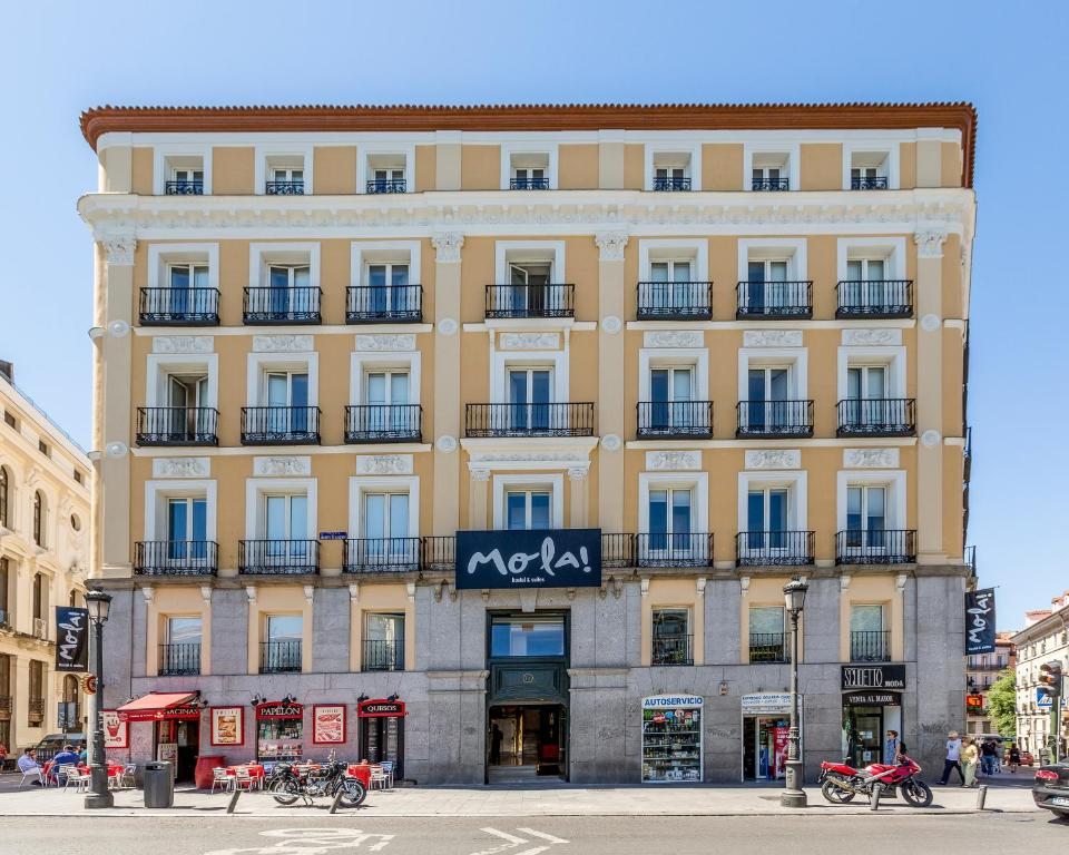 Mola Hostel, Мадрид