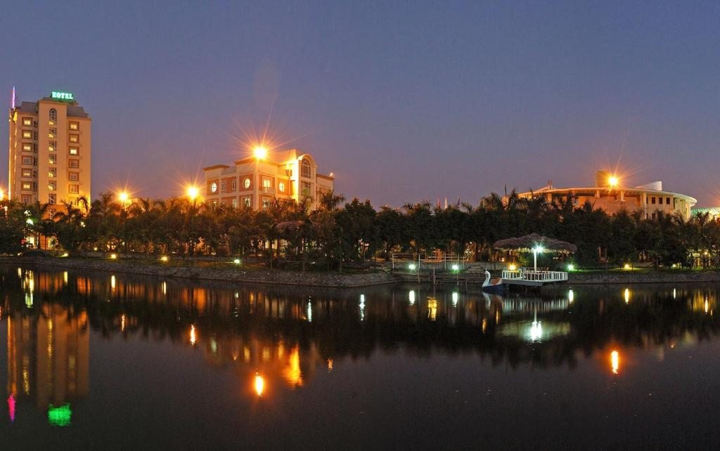 Camela Hotel & Resort, Хайфон