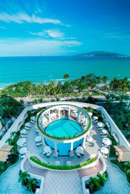 Отель Sunrise Nha Trang Beach Hotel & Spa, Нячанг