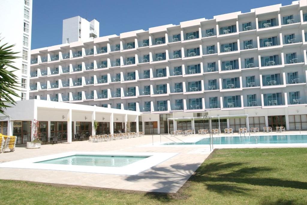 Hotel San Fermín, Бенальмадена