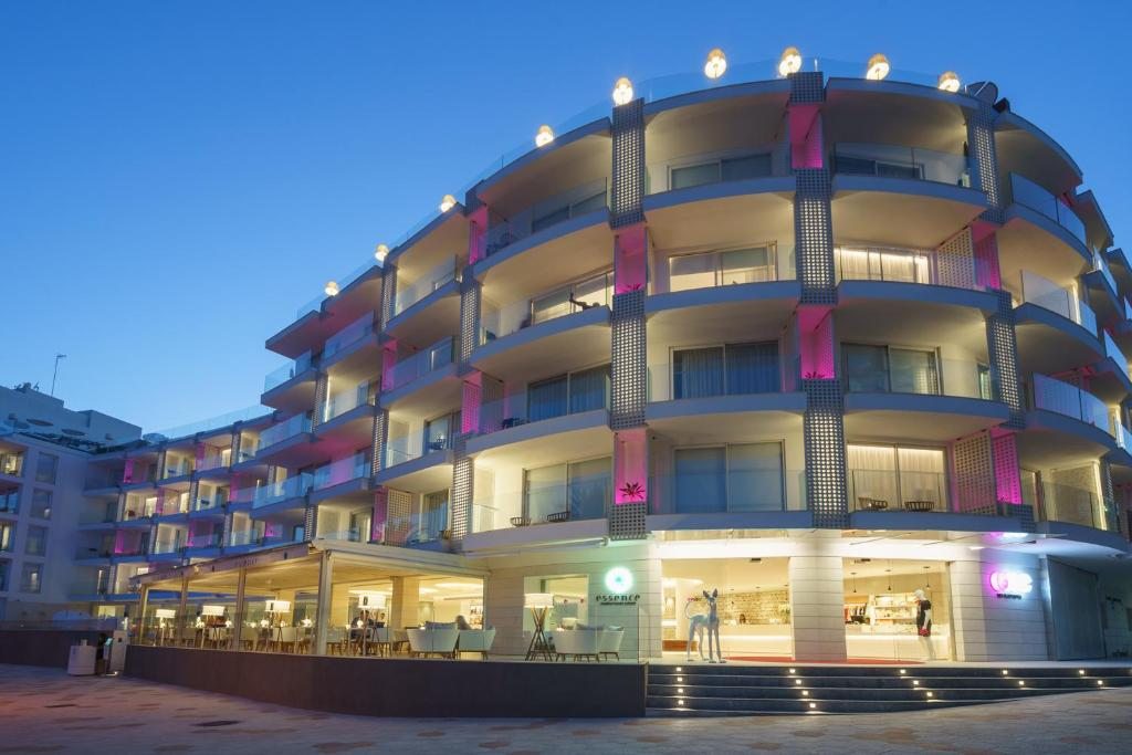 One Ibiza Suites, Ибица