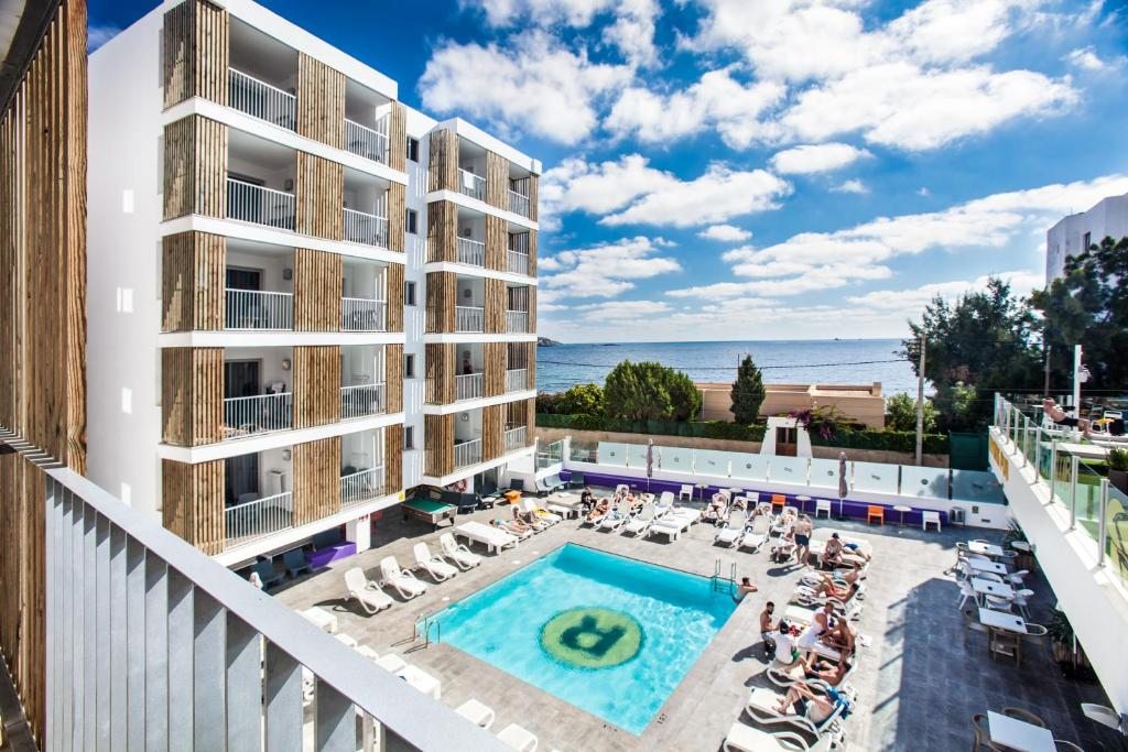 Ryans Ibiza Apartments - Only Adults, Ибица