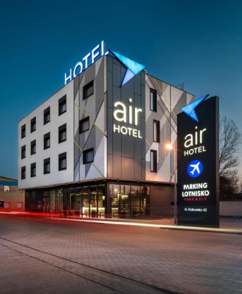 Air Hotel, Варшава