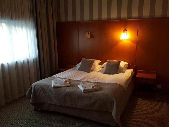 Hotel Polonez, Краков