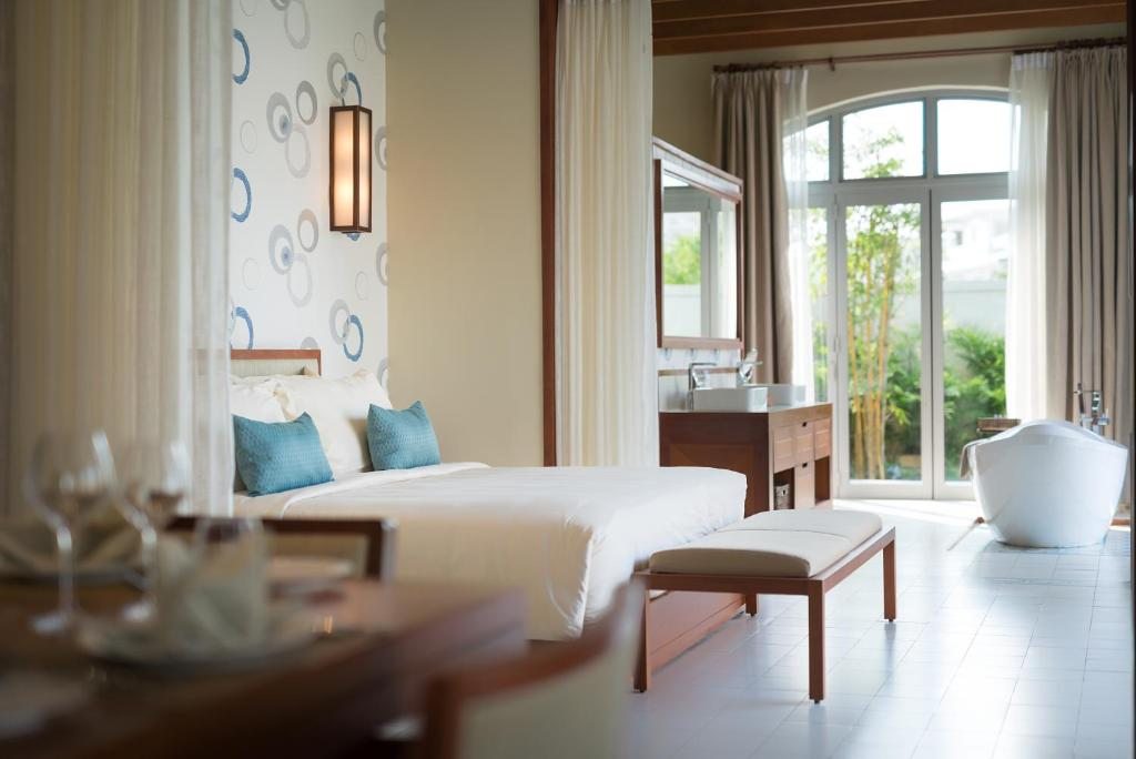 Курортный отель FLC Luxury Resort Samson, Тхань Хоа