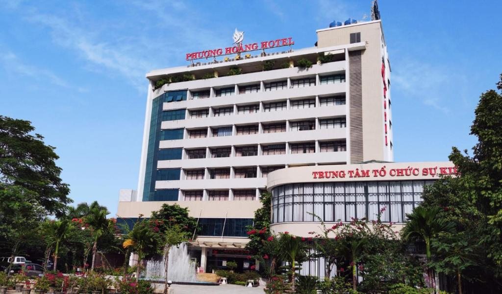 Отель Phuong Hoang Hotel, Тхань Хоа