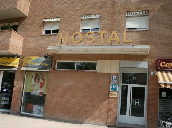 Hostal Puente de Piedra, Сарагоса