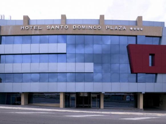 Oca Santo Domingo Plaza, Овьедо