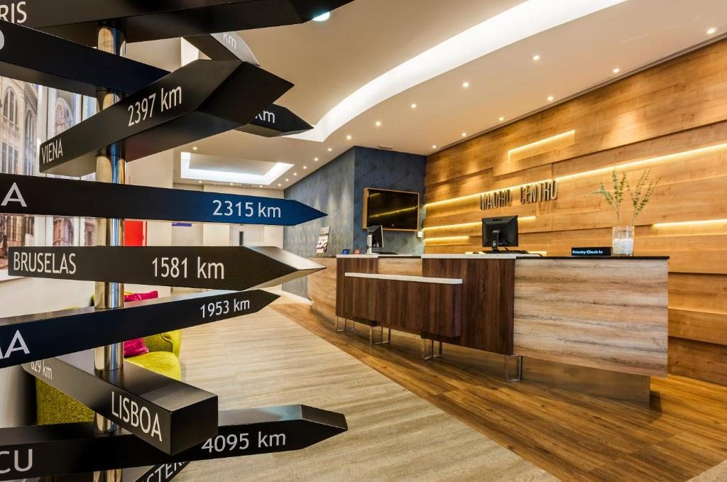 Tryp Madrid Centro, Мадрид