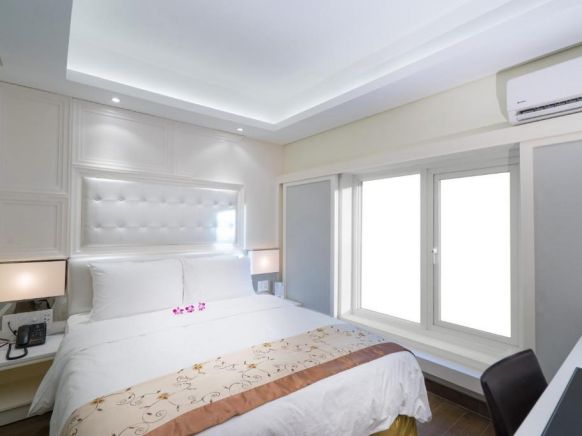 Empress Hotel Ho Chi Minh City