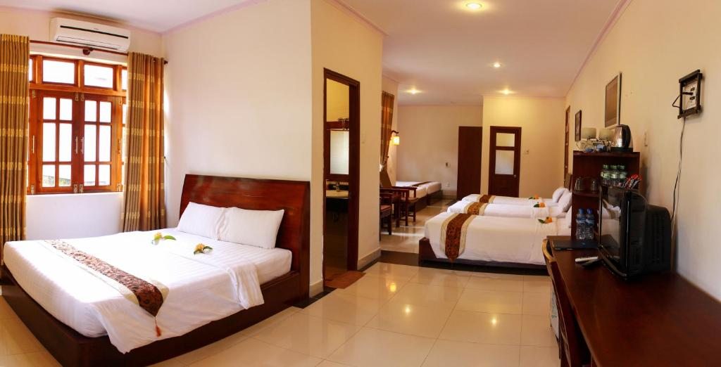 Отель Dat Lanh Beach Resort, Лаги