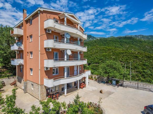 Guest house Villa Ivanovic