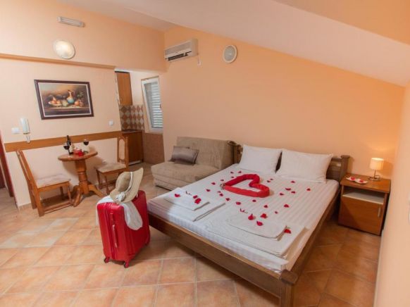 Adzic Apartments