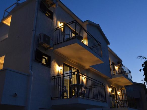 Casablanca Apartments, Будва