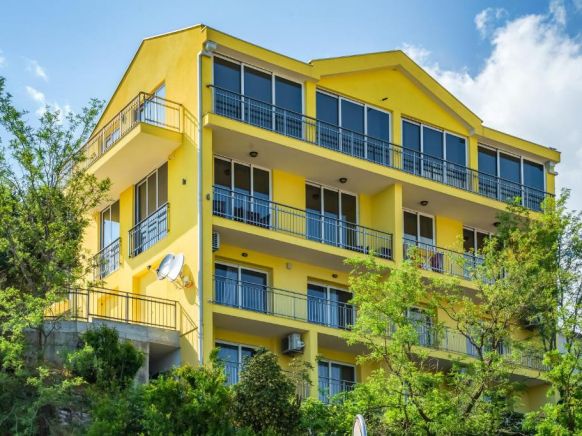 Apartments Albina Star, Будва