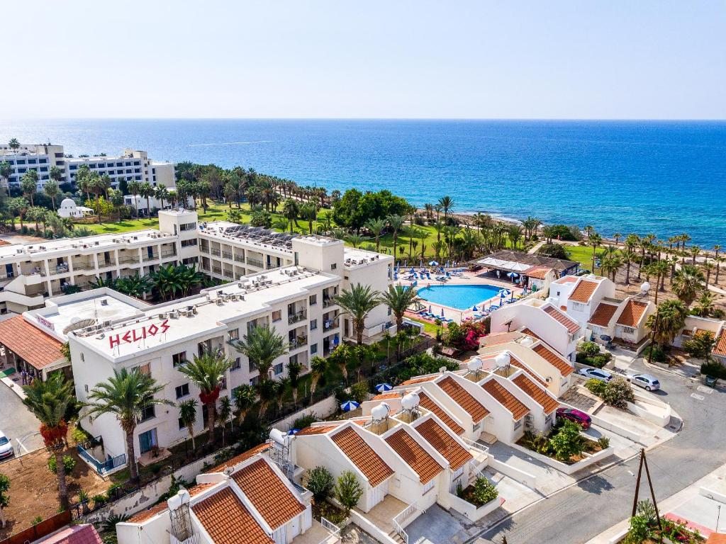 Helios Bay Hotel, Пафос