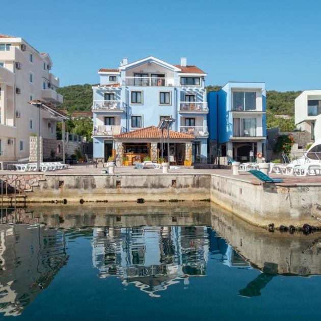 Тиват черногория отели на берегу моря камбрильс апартаменты