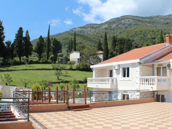 Apartments Monte Aria