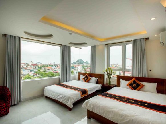 Отель Van Hoa Hotel Ninh Binh, Ниньбинь