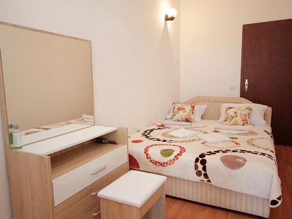 Apartments Stari Grad, Сутоморе