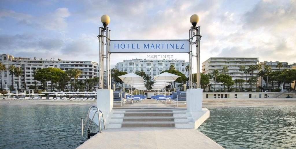 Grand Hyatt Cannes Hotel Martinez, Канны