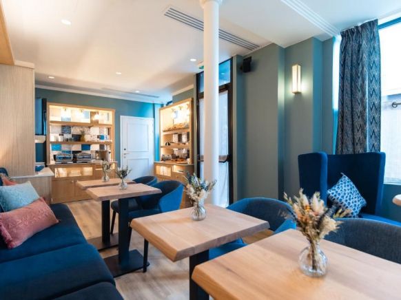 Grenelle Paris Tour Eiffel