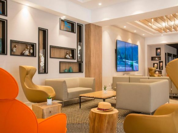 Novotel Nice Arenas Aeroport, Ницца