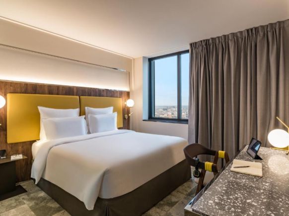 Pullman Paris Montparnasse, Париж