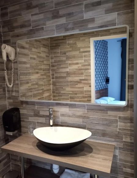 Hôtel De La Perdrix Rouge