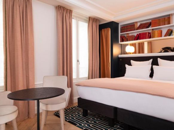 Hotel Louvre Montana