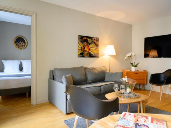 Suites & Hôtel Helzear Champs-Elysées