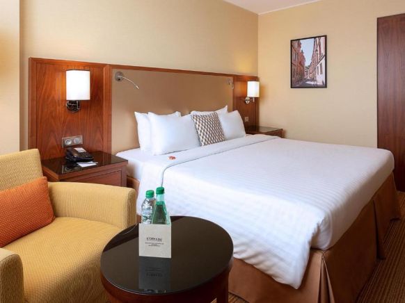Courtyard by Marriott Toulouse Airport, Тулуза