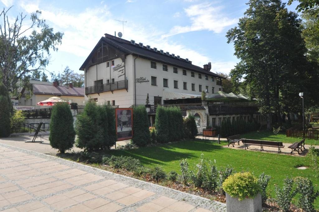 Hotel Przepióreczka, Наленчув