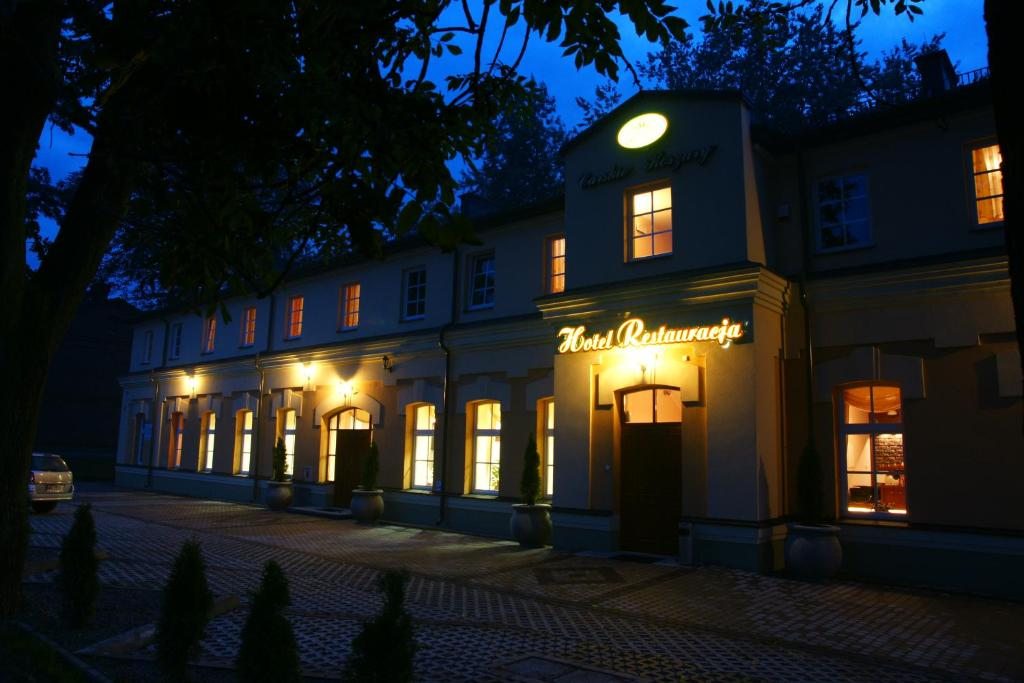 Отель Hotel Carskie Koszary, Замосць