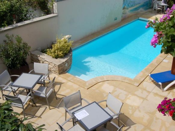 Logis Hôtel Au Tambour