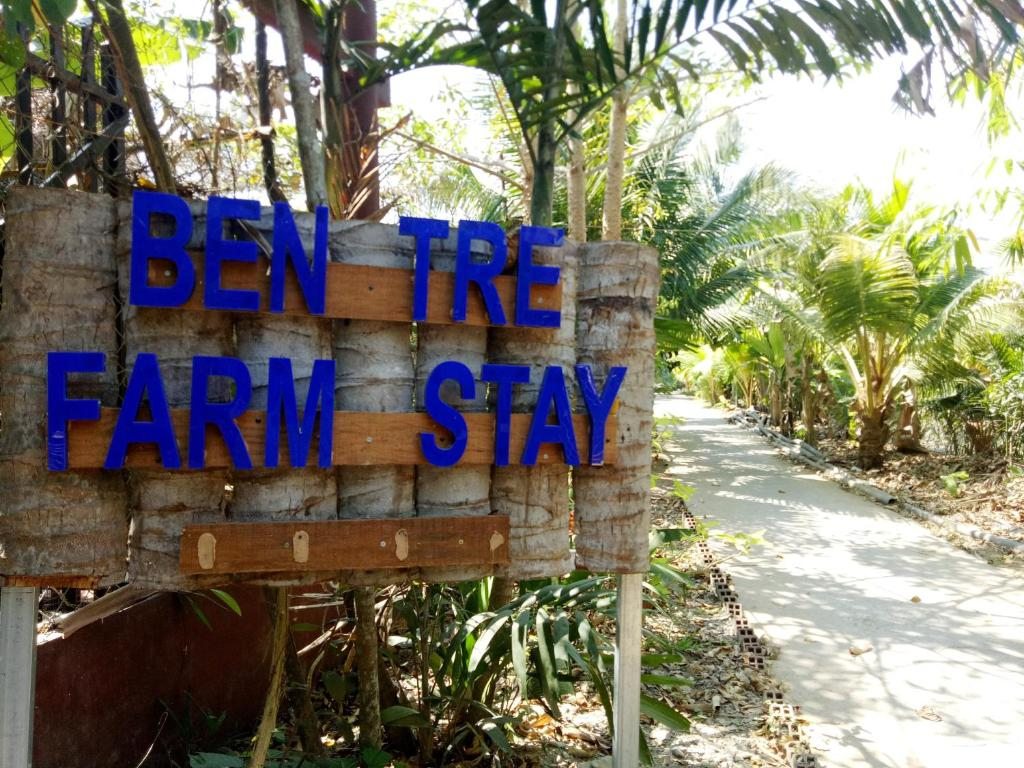 Отель Ben Tre Farm Stay, Бенче