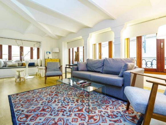 Plaza Redonda Apartments