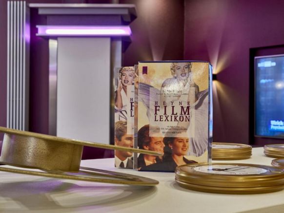 Hollywood Media Hotel am Kurfürstendamm, Берлин