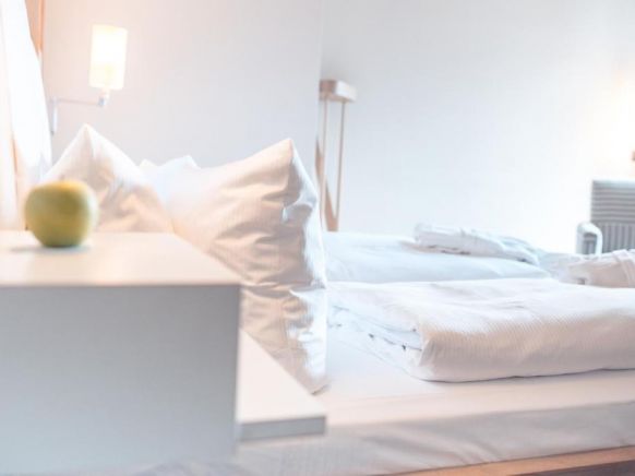 Hotel Bleibtreu Berlin by Golden Tulip, Берлин