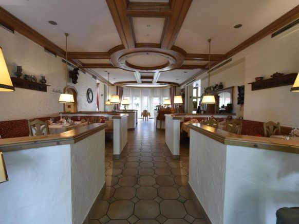 Landhaus Alpinia, Берлин