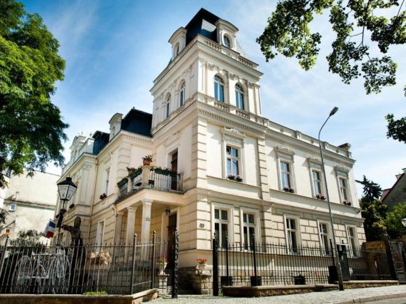 Hotel Ambasada Bolesławiec