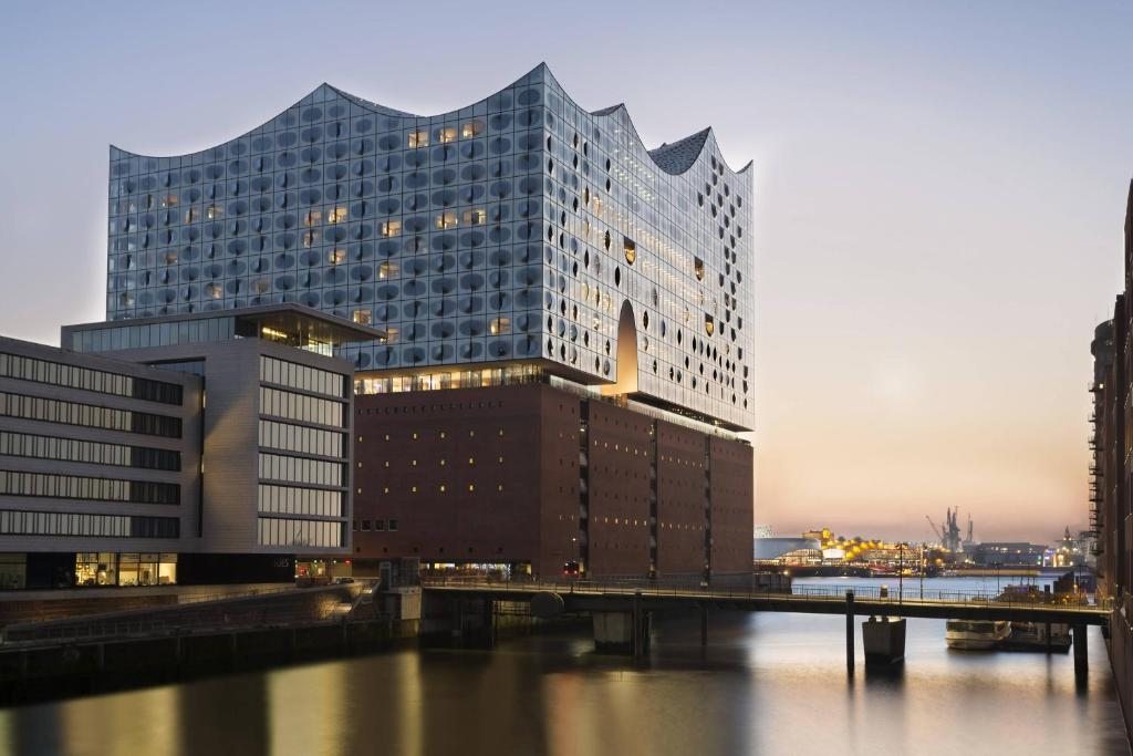 The Westin Hamburg, Гамбург