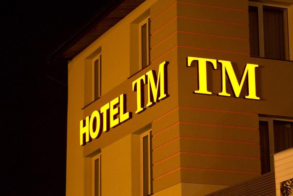 Отель Hotel TM, Радом