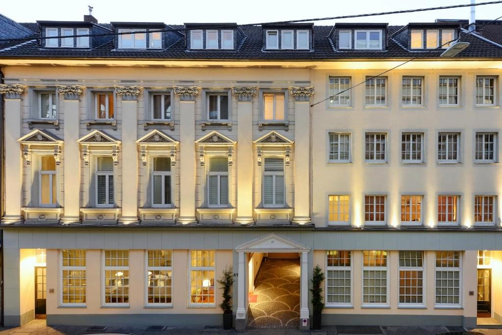 Apartmenthaus Hohe Straße, Дюссельдорф