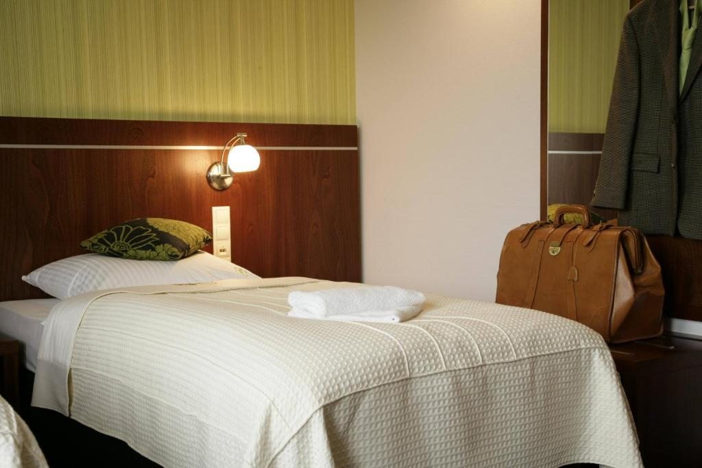 Hotel Azyl, Вроцлав