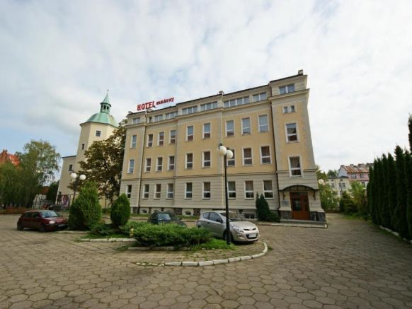 Hotel Zamkowy, Слупск