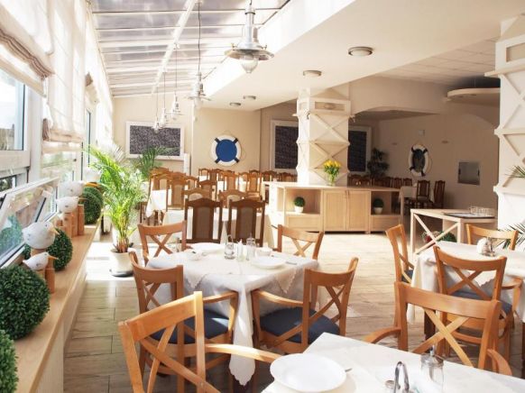 Elpak, Свиноуйсьце