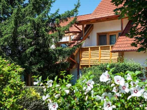 Takács Apartmanház